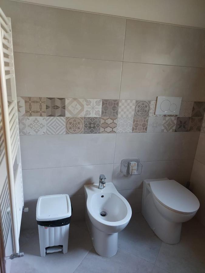 לינה וארוחת בוקר Santo Stefano del Sole La Casa Sull'Aia,Av מראה חיצוני תמונה
